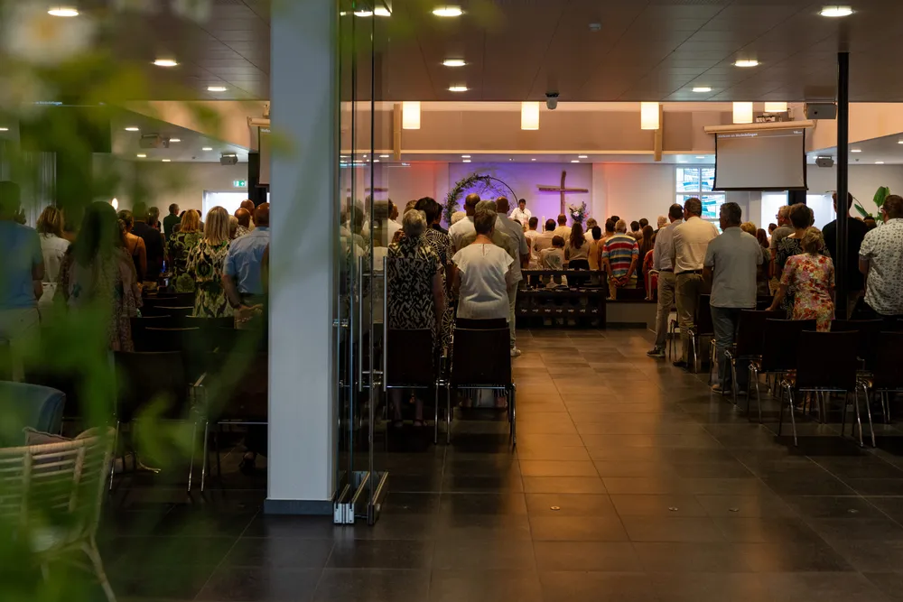 HR Kerk binnen-8